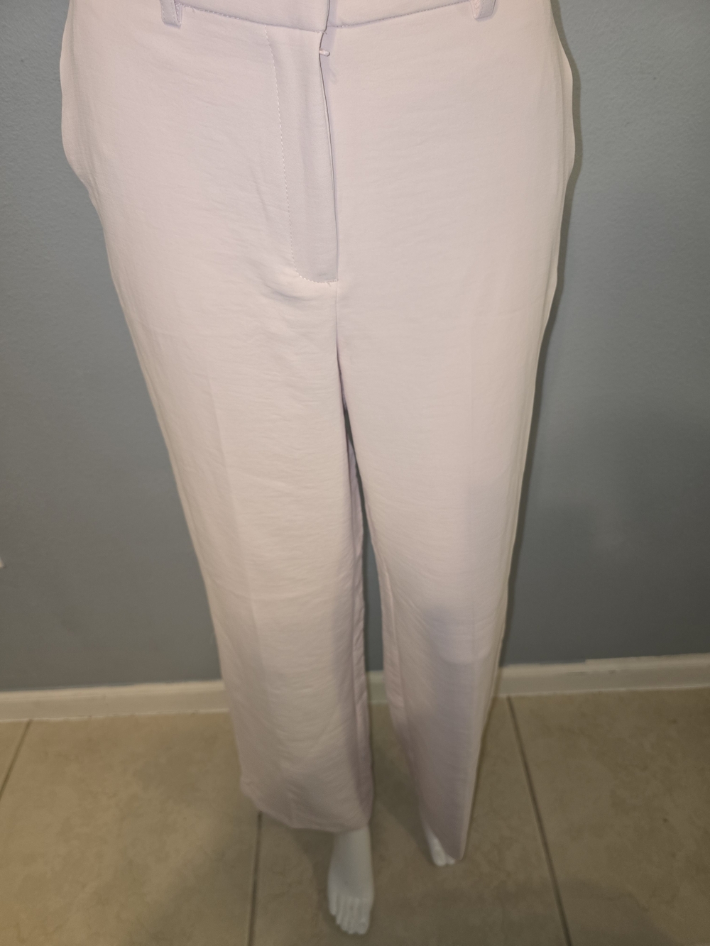Tailored High-Rise Straight-Leg Trousers in Light Pink